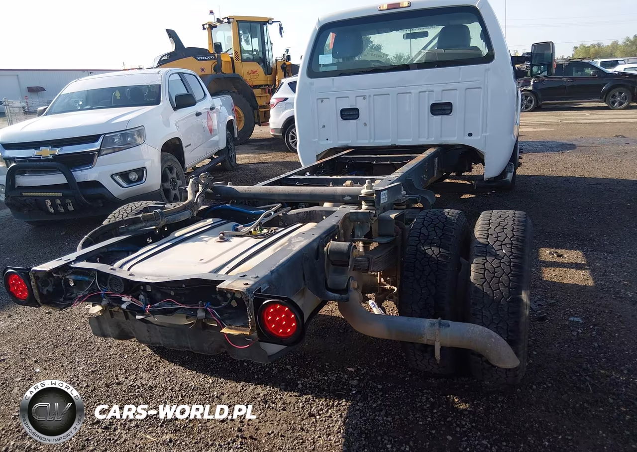 2012 Ford F-350 Chassis Xl VIN:1FDRF3H63CEC57964 - 16