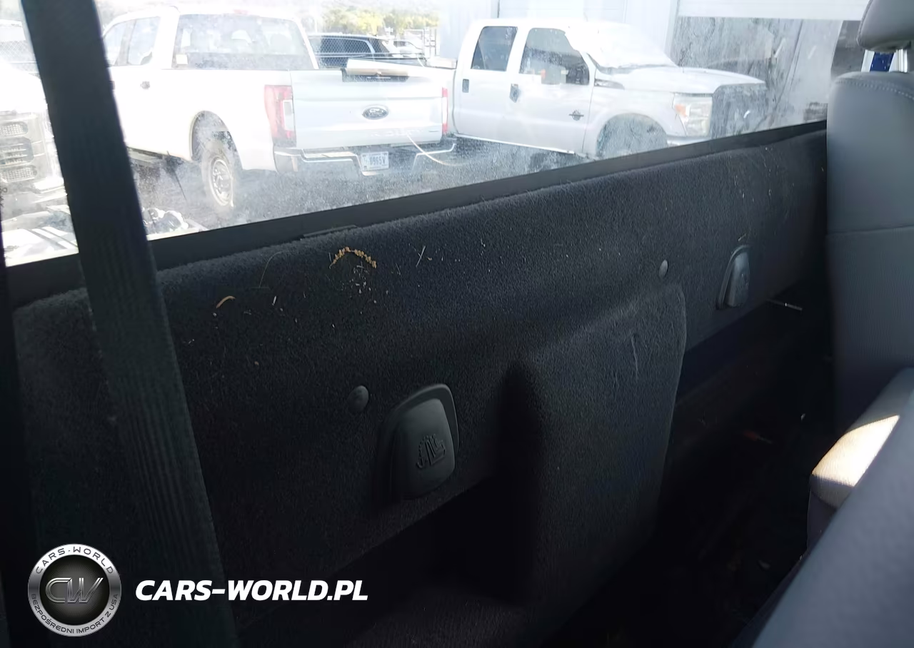 2012 Ford F-350 Chassis Xl VIN:1FDRF3H63CEC57964 - 8
