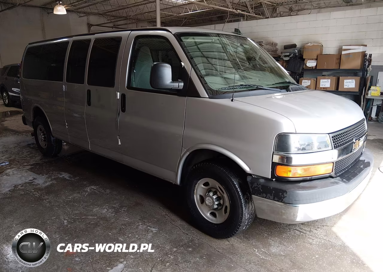 2016 Chevrolet Express 3500 Lt