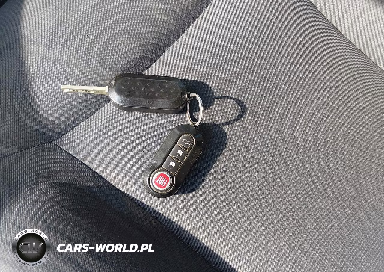 2014 Fiat 500 Pop VIN:3C3CFFAR6ET218955 - 11
