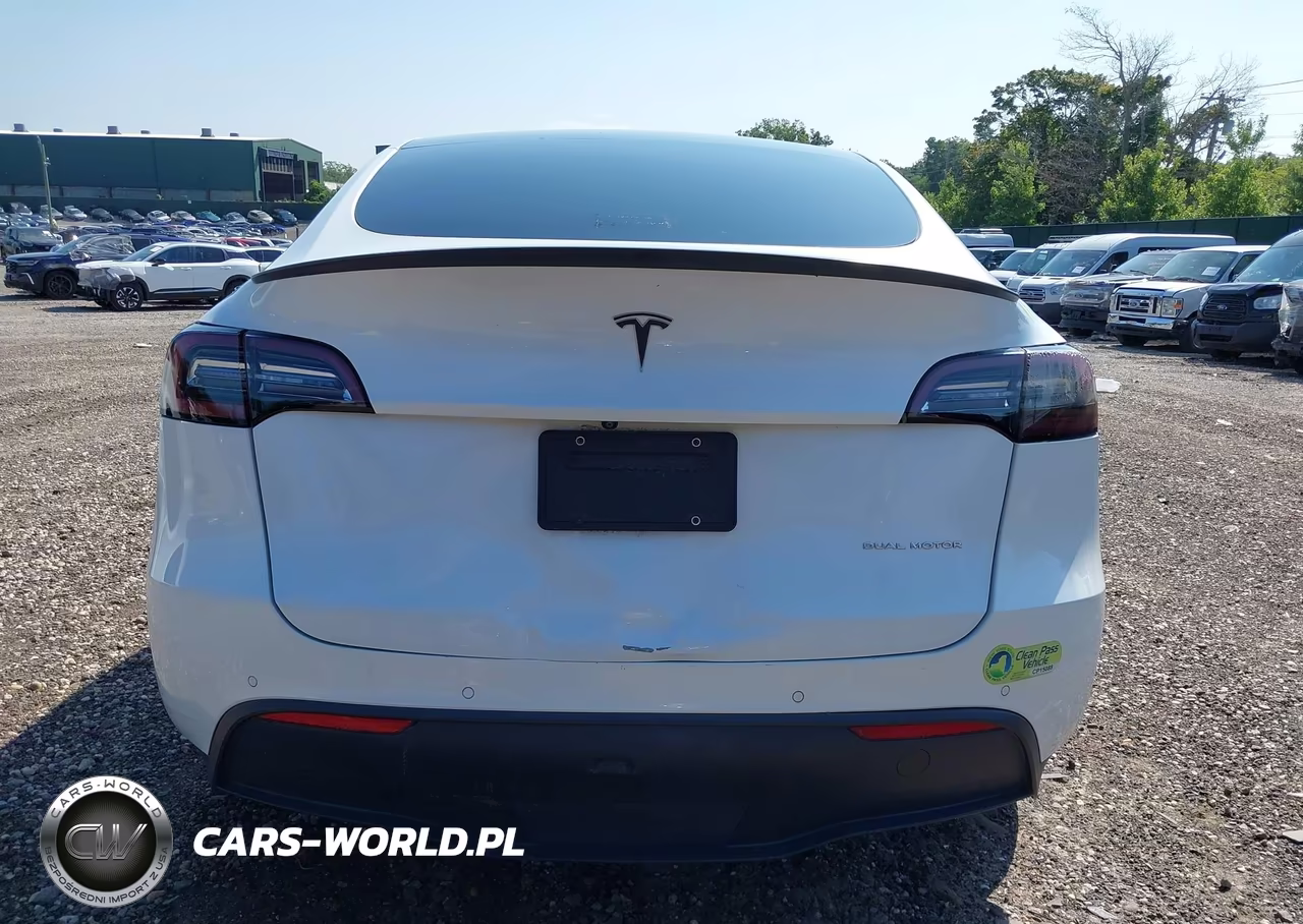 2020 Tesla Model Y Long Range Dual Motor All-Wheel Drive-Performance Dual Motor All-Wheel Drive VIN:5YJYGDEF4LF002746 - 15