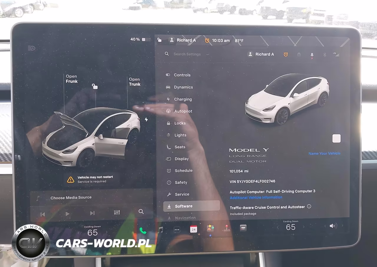 2020 Tesla Model Y Long Range Dual Motor All-Wheel Drive-Performance Dual Motor All-Wheel Drive VIN:5YJYGDEF4LF002746 - 7