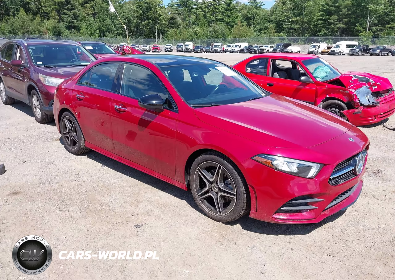 2022 Mercedes-Benz A 220 4Matic VIN:W1K3G4FB3NJ340940 - 1