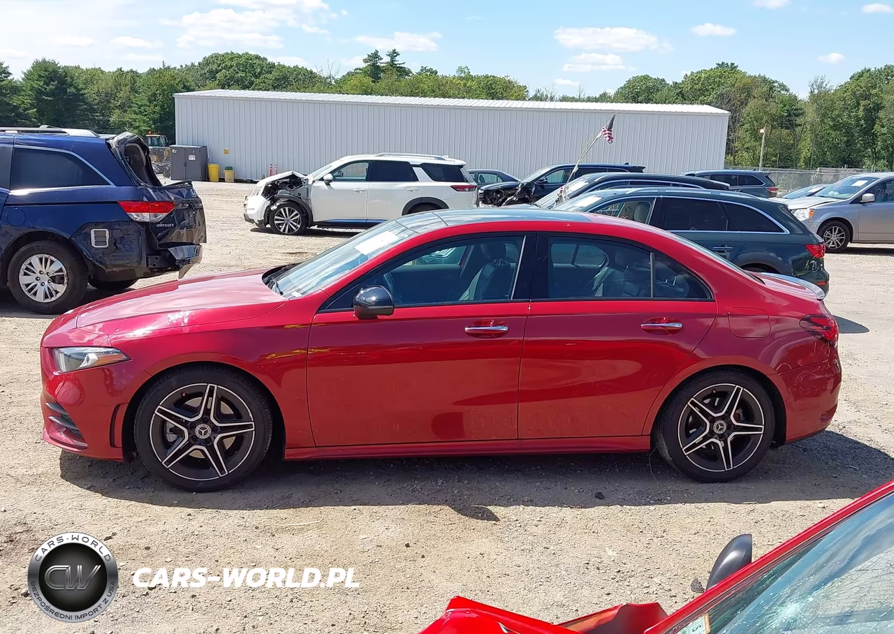 2022 Mercedes-Benz A 220 4Matic VIN:W1K3G4FB3NJ340940 - 14