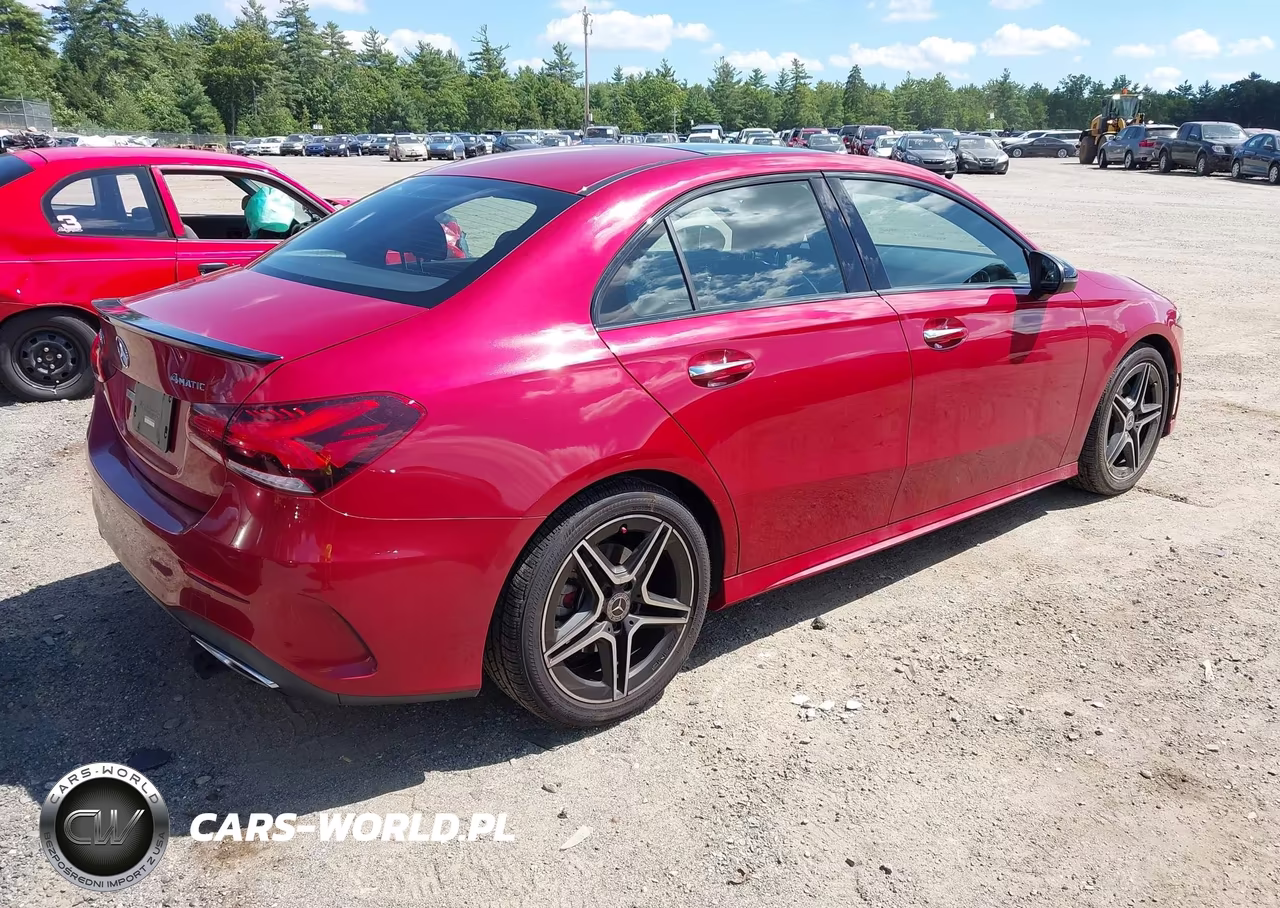 2022 Mercedes-Benz A 220 4Matic VIN:W1K3G4FB3NJ340940 - 4