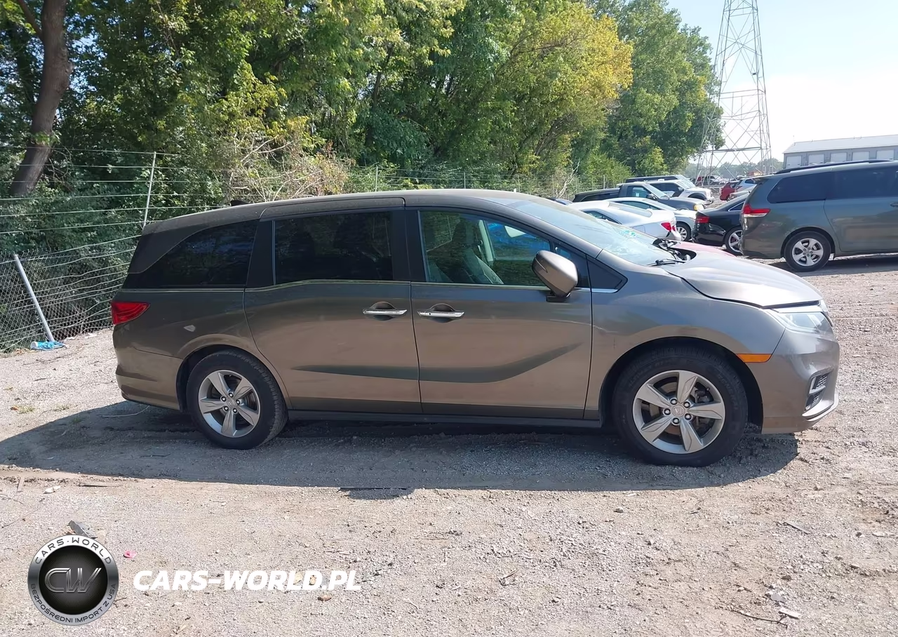 2018 Honda Odyssey Ex VIN:5FNRL6H51JB020908 - 13