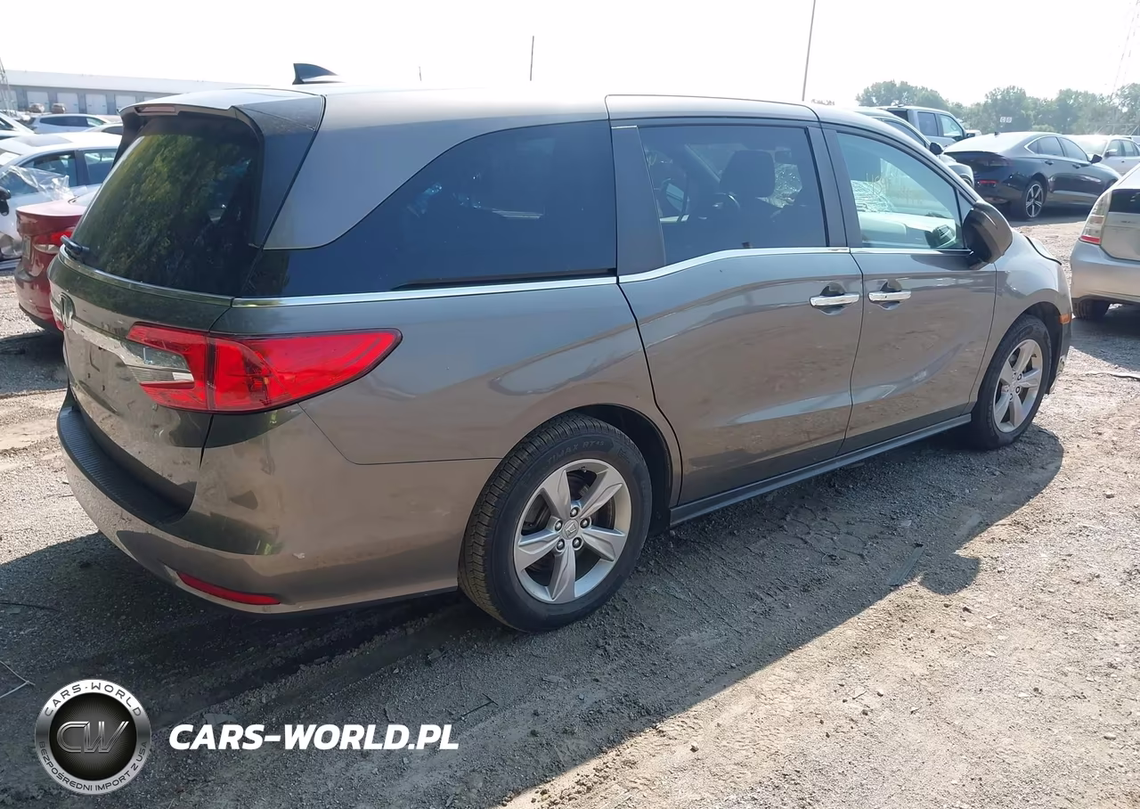 2018 Honda Odyssey Ex VIN:5FNRL6H51JB020908 - 4