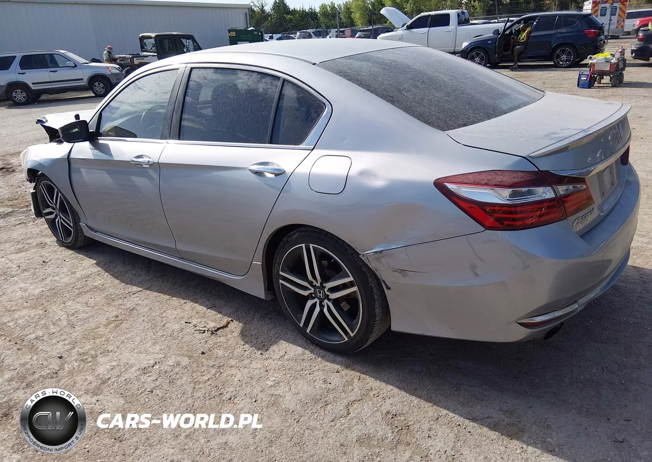 2017 Honda Accord Sport VIN:1HGCR2F52HA114090 - 3