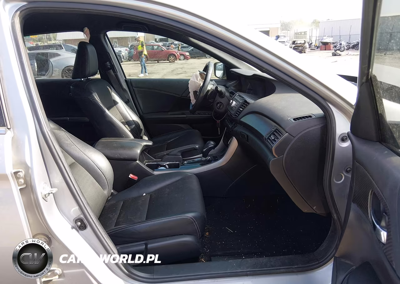 2017 Honda Accord Sport VIN:1HGCR2F52HA114090 - 5