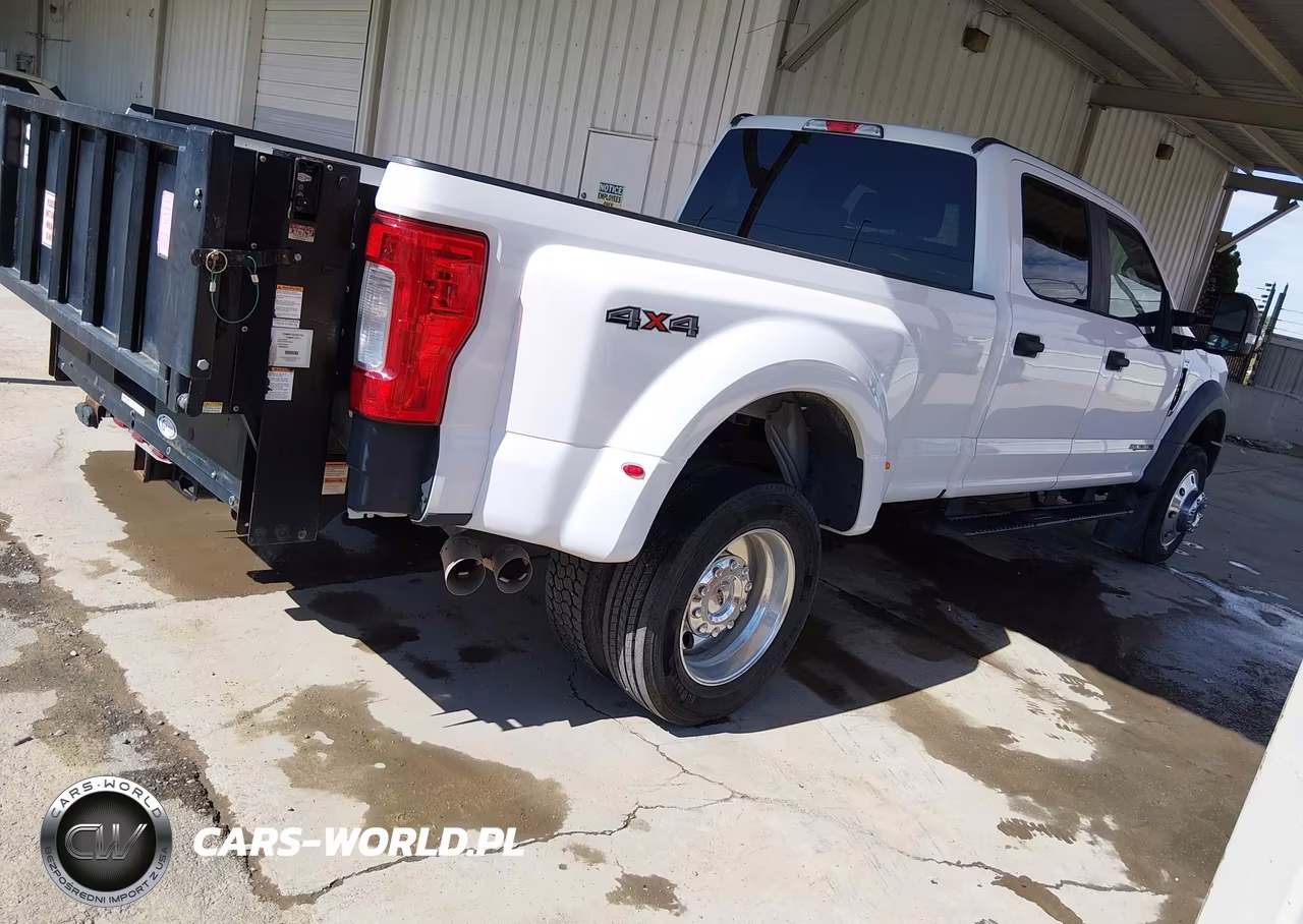 2017 Ford F-450 Xl VIN:1FT8W4DTXHEE36589 - 4