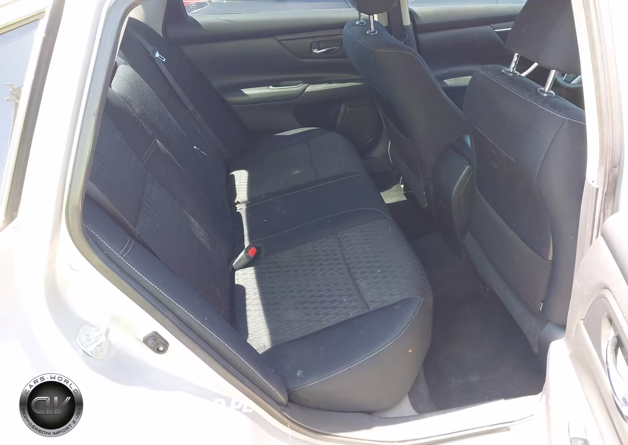2017 Nissan Altima 2.5 S VIN:1N4AL3AP1HN344353 - 8