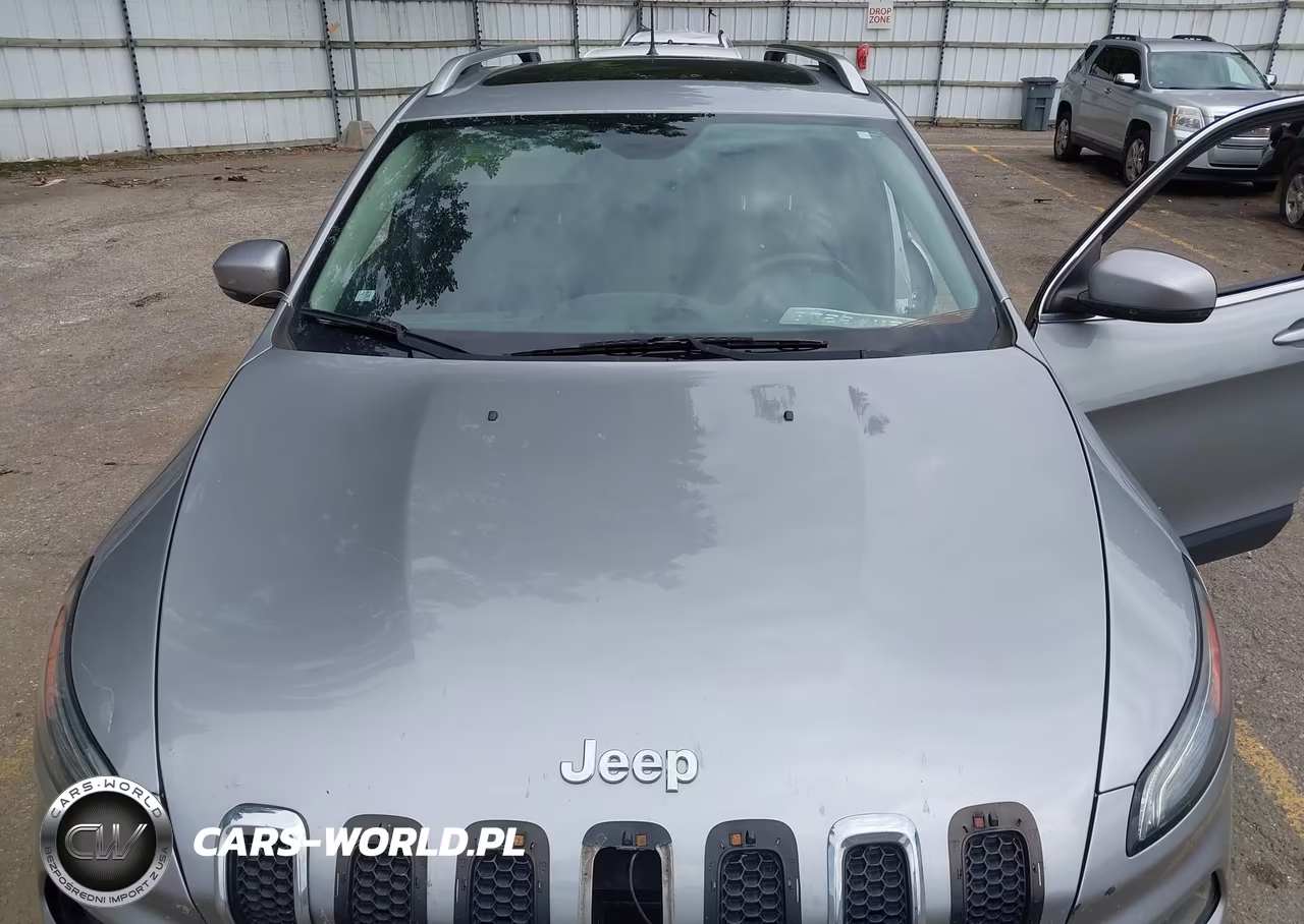 2015 Jeep Cherokee Limited VIN:1C4PJMDS5FW522904 - 10