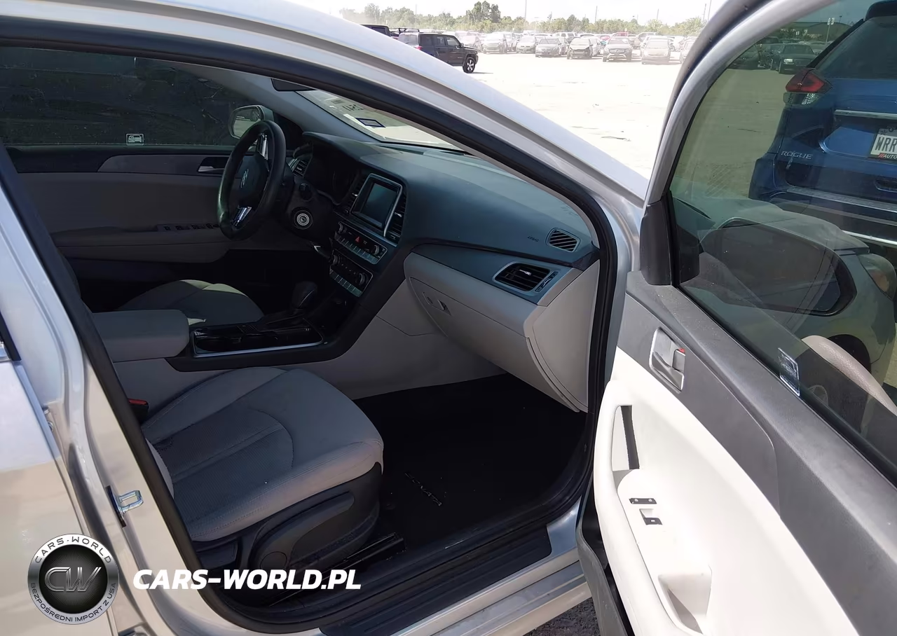 2018 Hyundai Sonata Eco VIN:5NPE24AA0JH710678 - 5