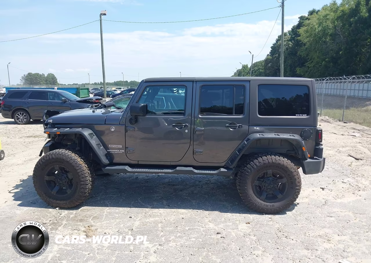 2017 Jeep Wrangler Unlimited Sport 4X4 VIN:1C4HJWDG7HL580318 - 14
