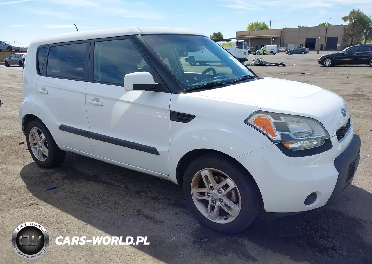 2011 Kia Soul +