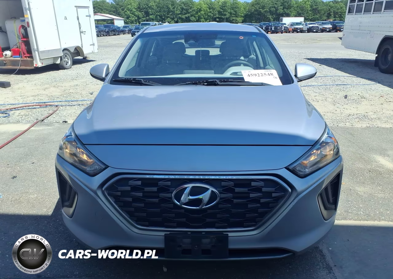 2020 Hyundai Ioniq Hybrid Blue VIN:KMHC65LCXLU219068 - 6