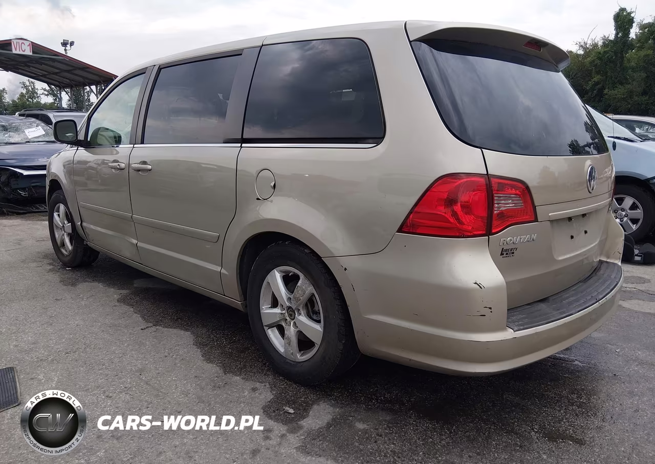 2009 Volkswagen Routan Sel VIN:2V8HW54X79R579744 - 3