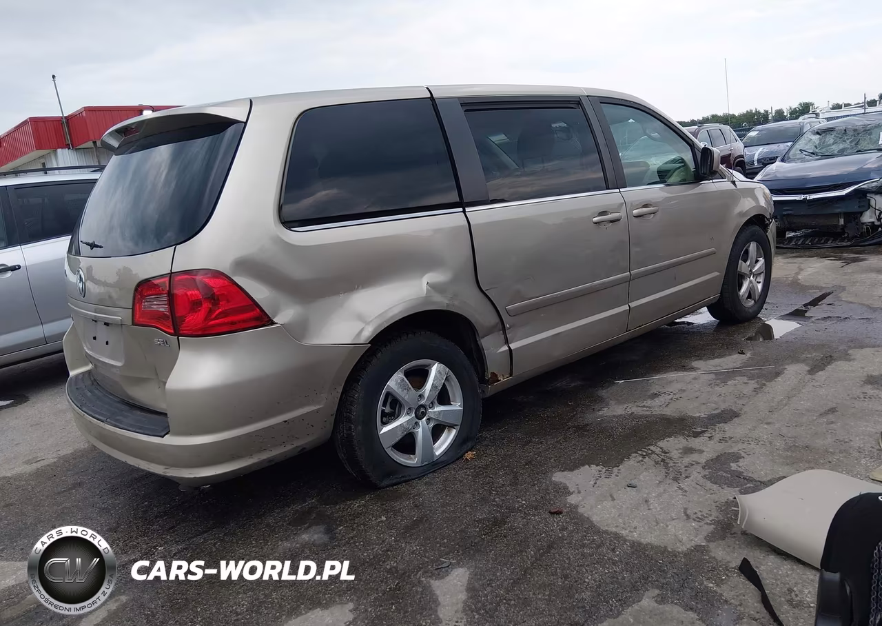 2009 Volkswagen Routan Sel VIN:2V8HW54X79R579744 - 4