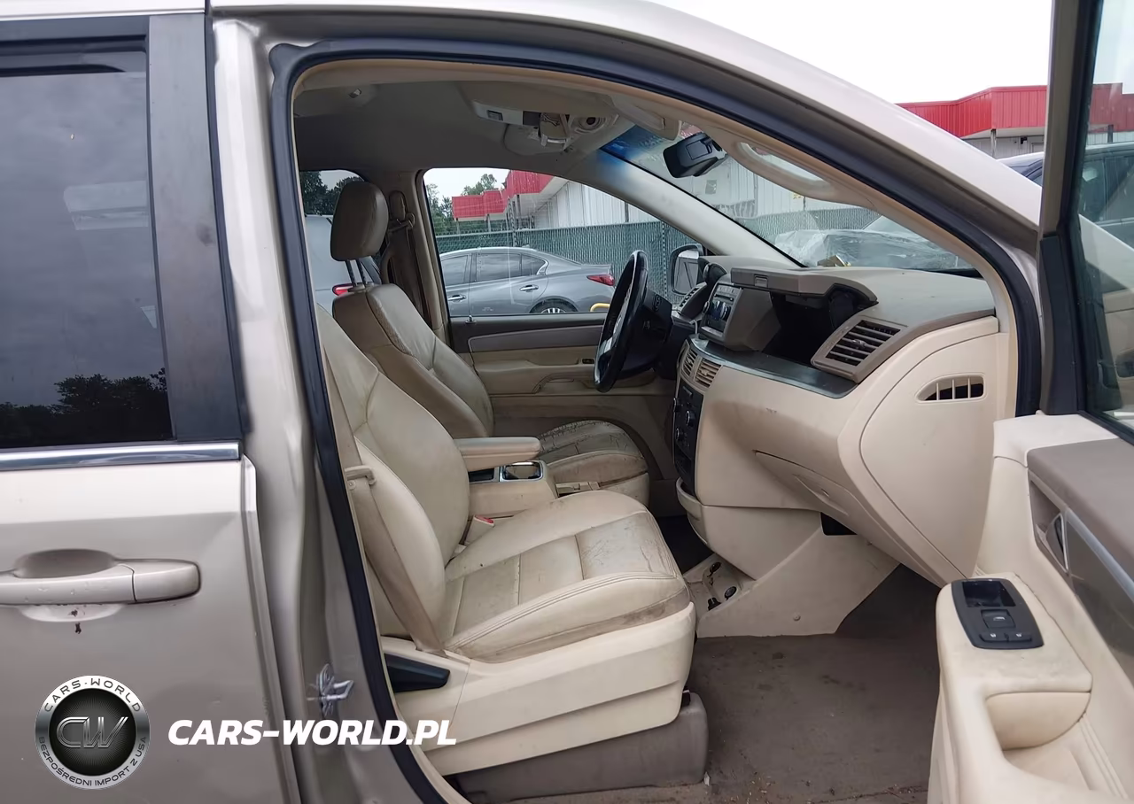 2009 Volkswagen Routan Sel VIN:2V8HW54X79R579744 - 5