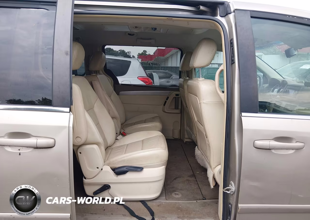 2009 Volkswagen Routan Sel VIN:2V8HW54X79R579744 - 8