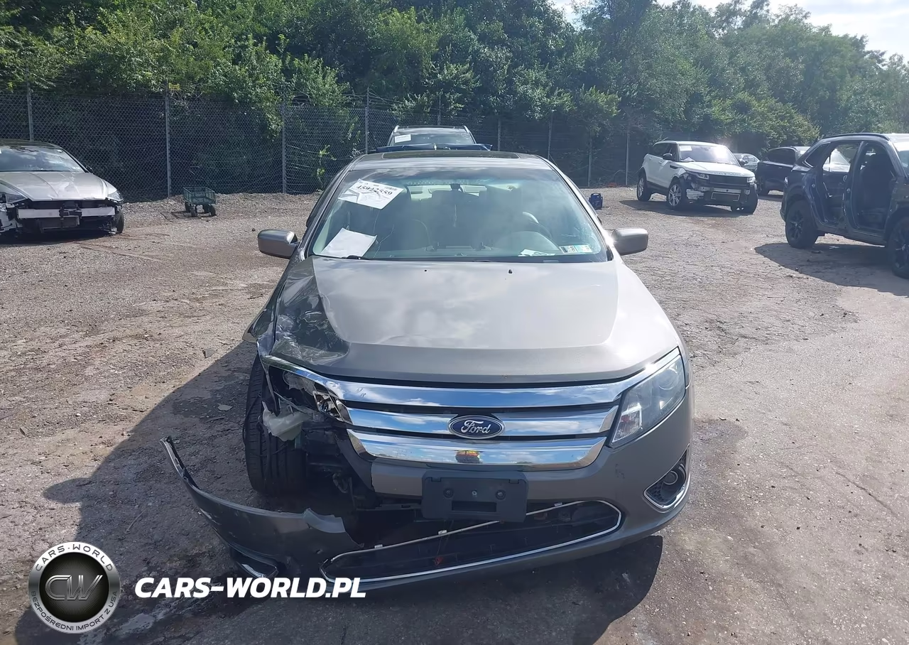 2010 Ford Fusion Hybrid VIN:3FADP0L39AR179262 - 12