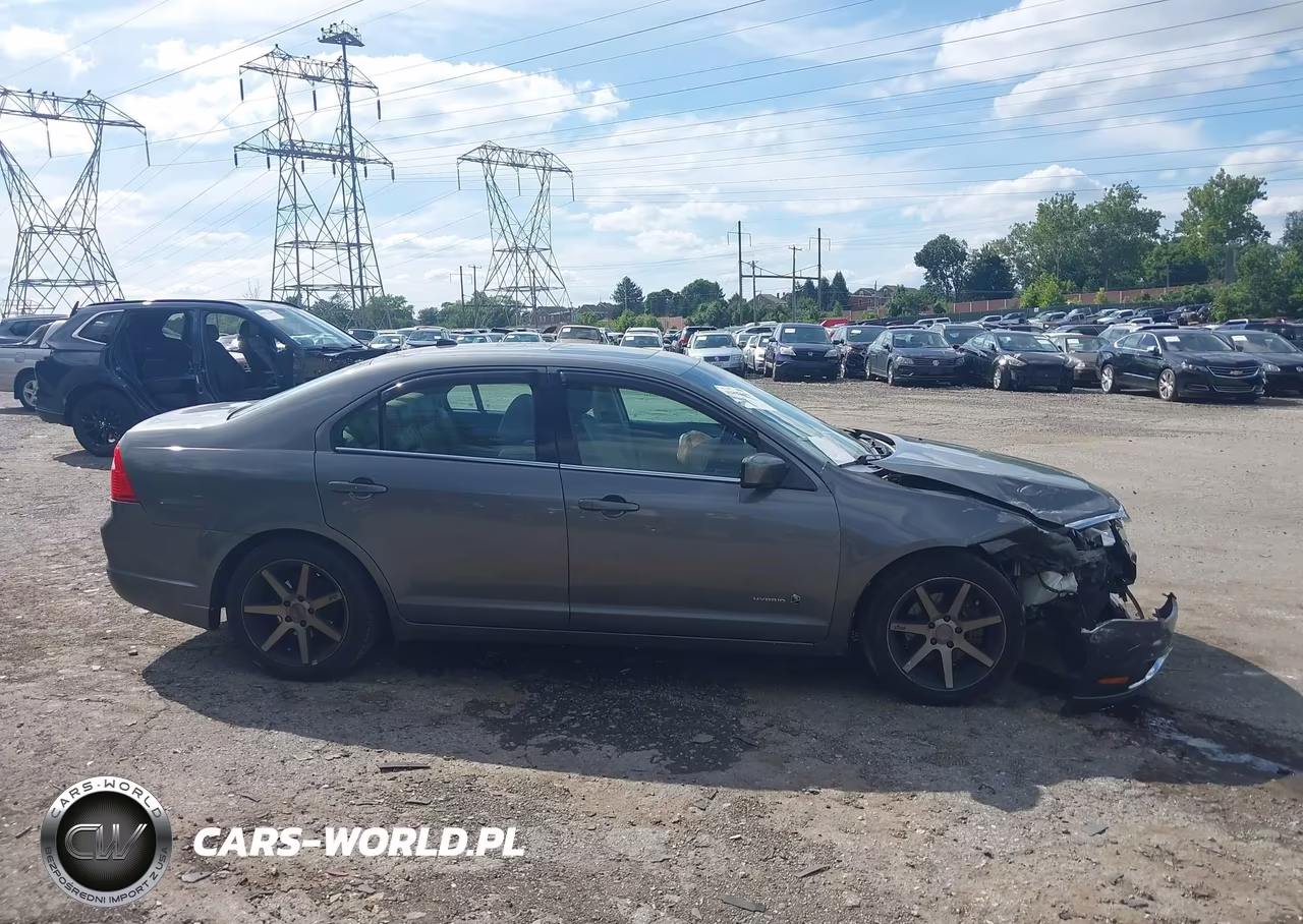2010 Ford Fusion Hybrid VIN:3FADP0L39AR179262 - 13