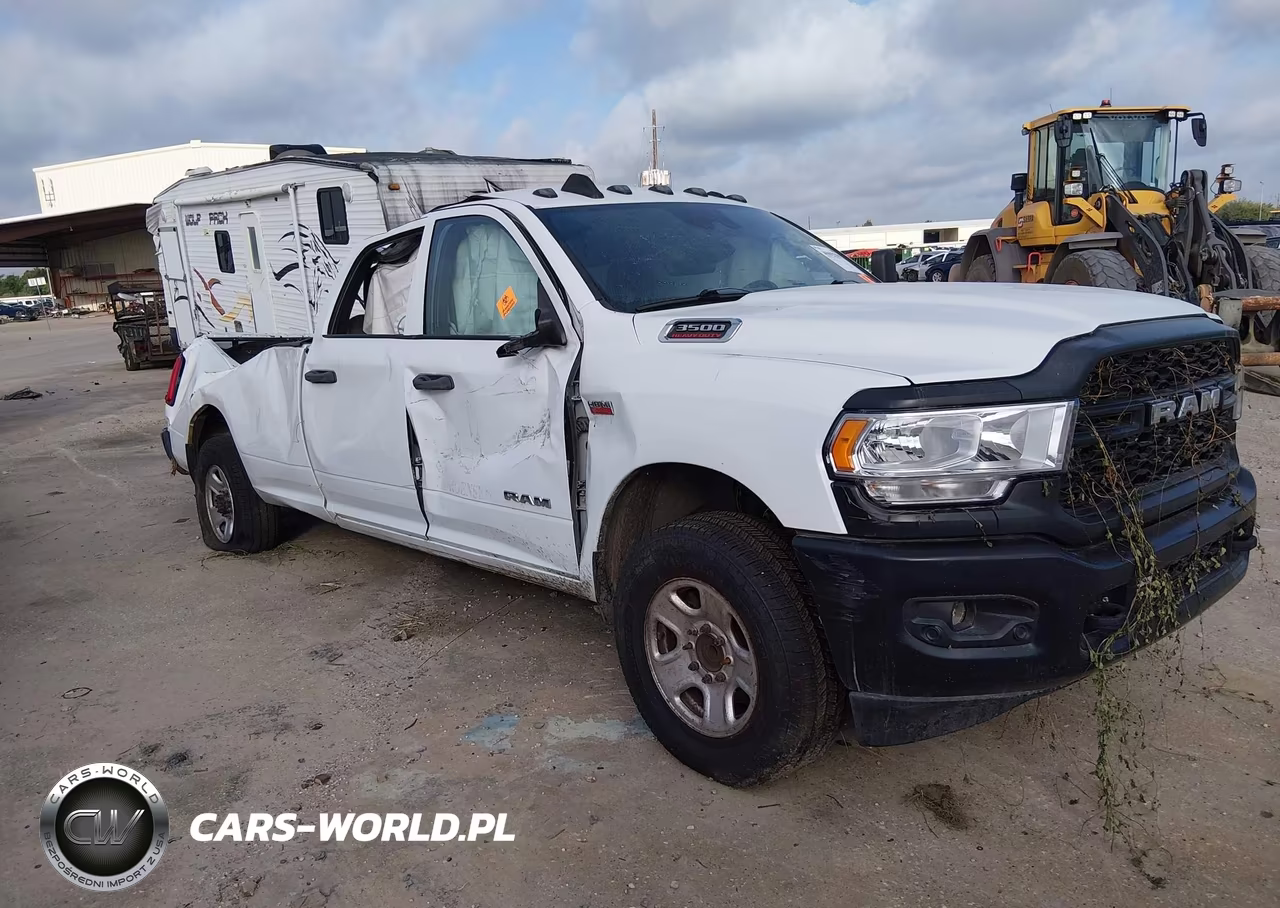 2022 Ram 3500 Tradesman 4X2 8' Box