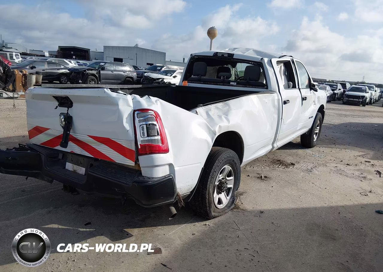 2022 Ram 3500 Tradesman 4X2 8' Box VIN:3C63R2GJ9NG333501 - 4
