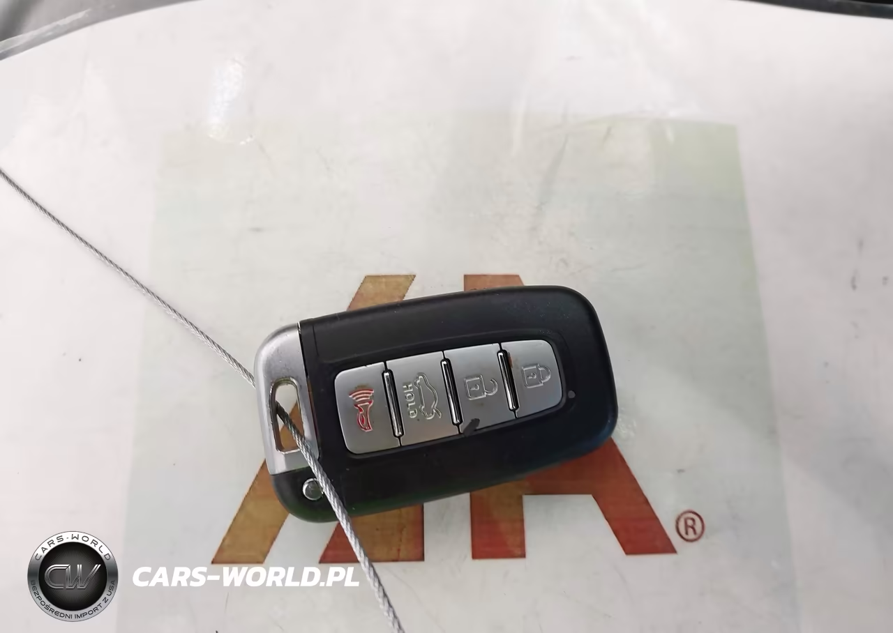 2012 Hyundai Veloster Base W-Black VIN:KMHTC6AD3CU074787 - 11