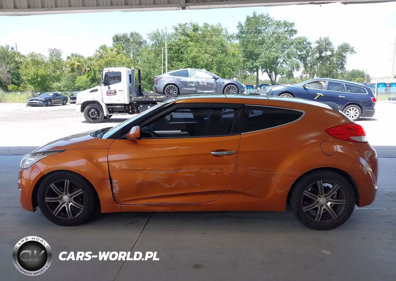 2012 Hyundai Veloster Base W-Black VIN:KMHTC6AD3CU074787 - 14