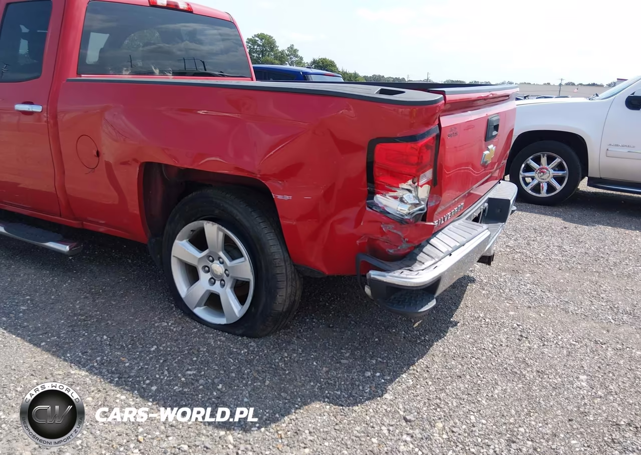 2015 Chevrolet Silverado 1500 Ls VIN:1GCRCPEH8FZ323688 - 17