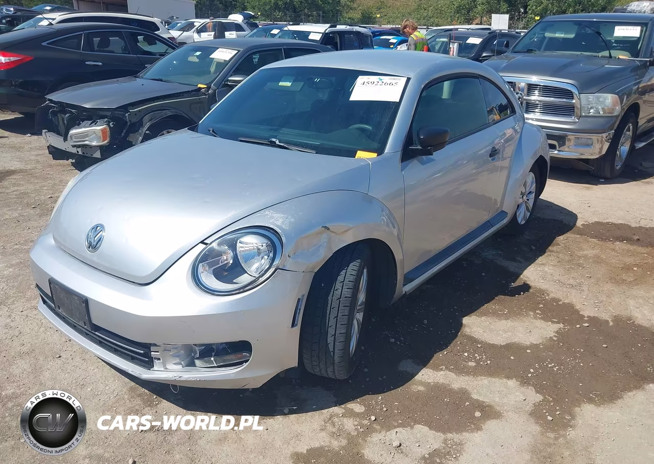 2013 Volkswagen Beetle 2.5L Entry VIN:3VWFP7AT3DM631512 - 2