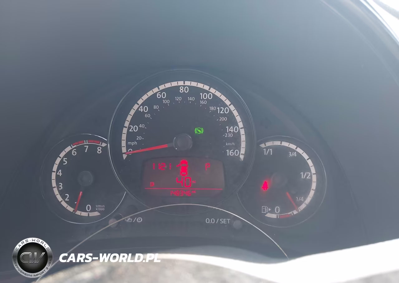2013 Volkswagen Beetle 2.5L Entry VIN:3VWFP7AT3DM631512 - 7