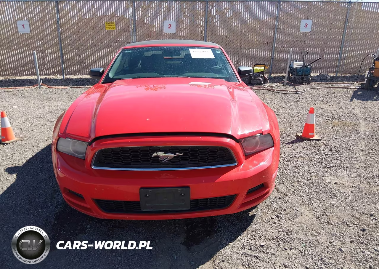 2014 Ford Mustang V6 VIN:1ZVBP8EM1E5272241 - 12