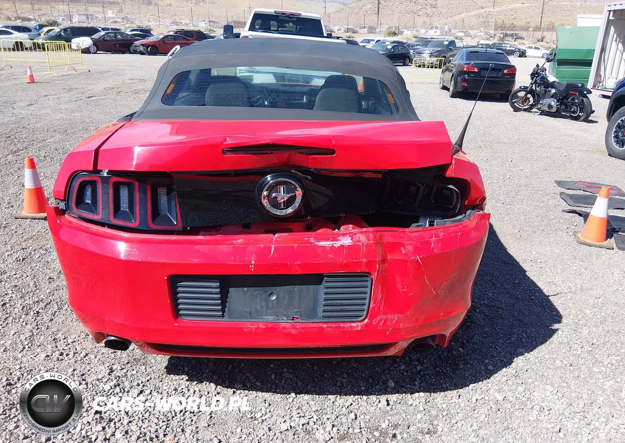 2014 Ford Mustang V6 VIN:1ZVBP8EM1E5272241 - 16