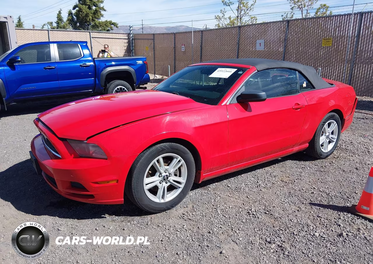 2014 Ford Mustang V6 VIN:1ZVBP8EM1E5272241 - 2