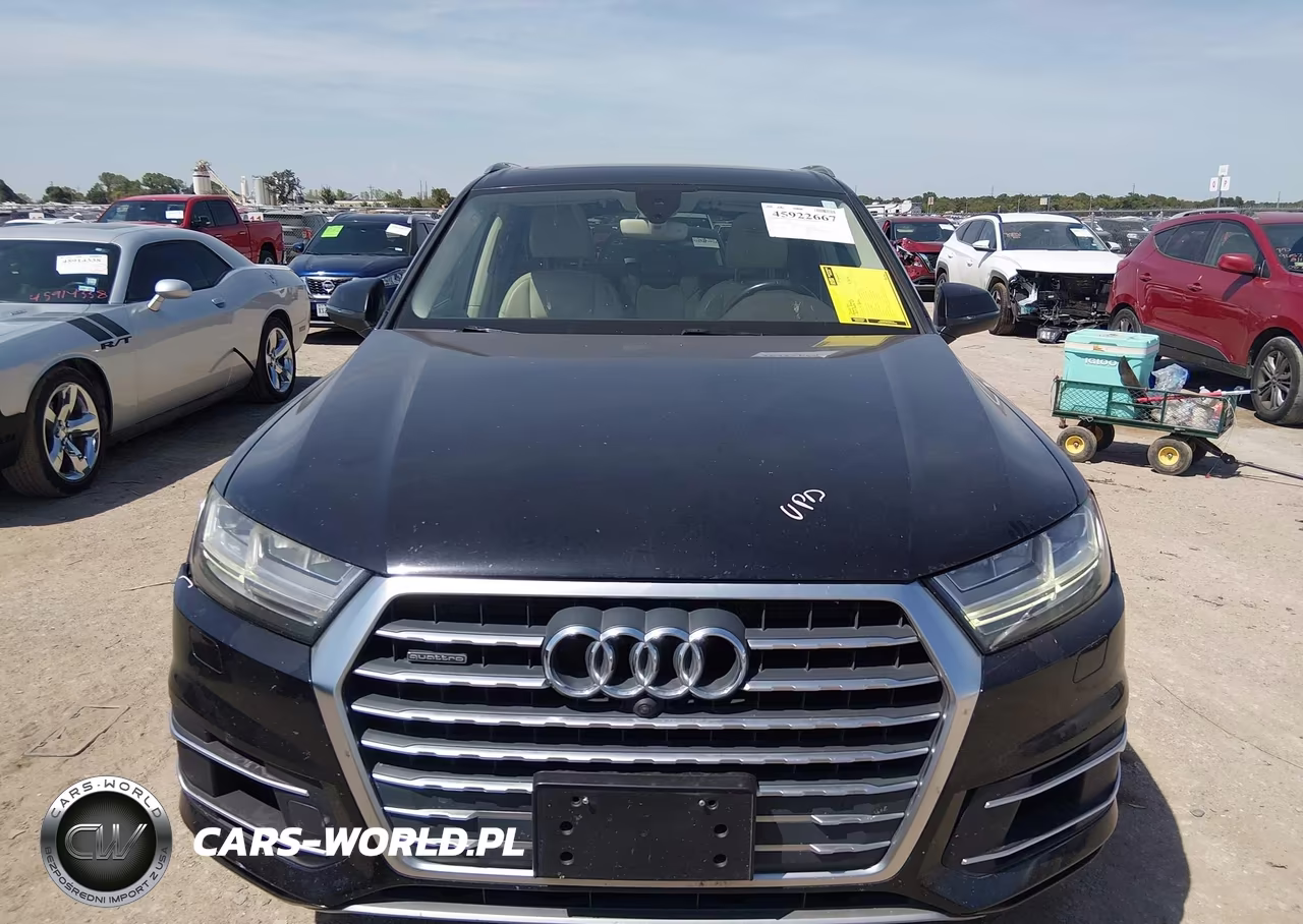 2017 Audi Q7 3.0T Premium VIN:WA1LAAF78HD015493 - 12