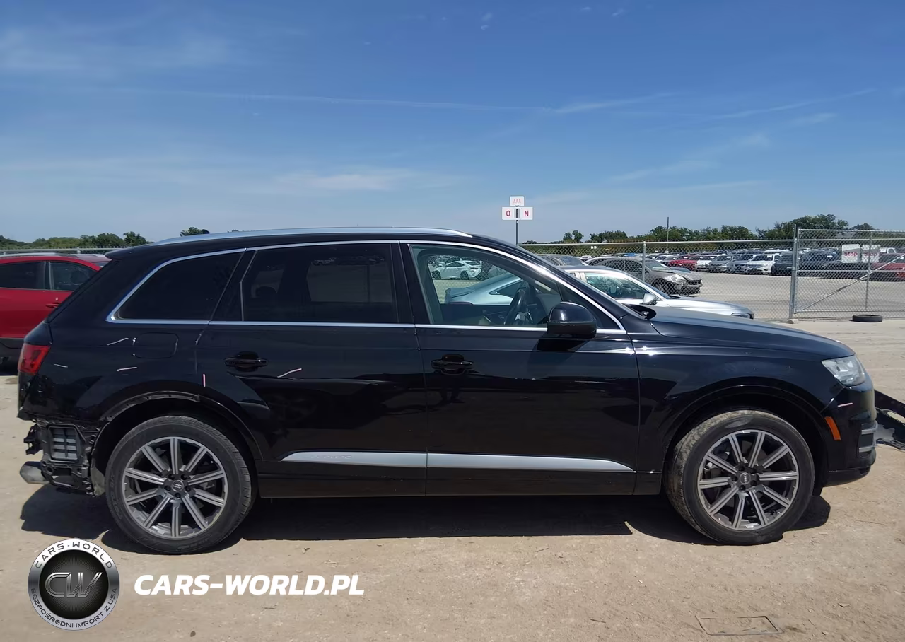 2017 Audi Q7 3.0T Premium VIN:WA1LAAF78HD015493 - 13