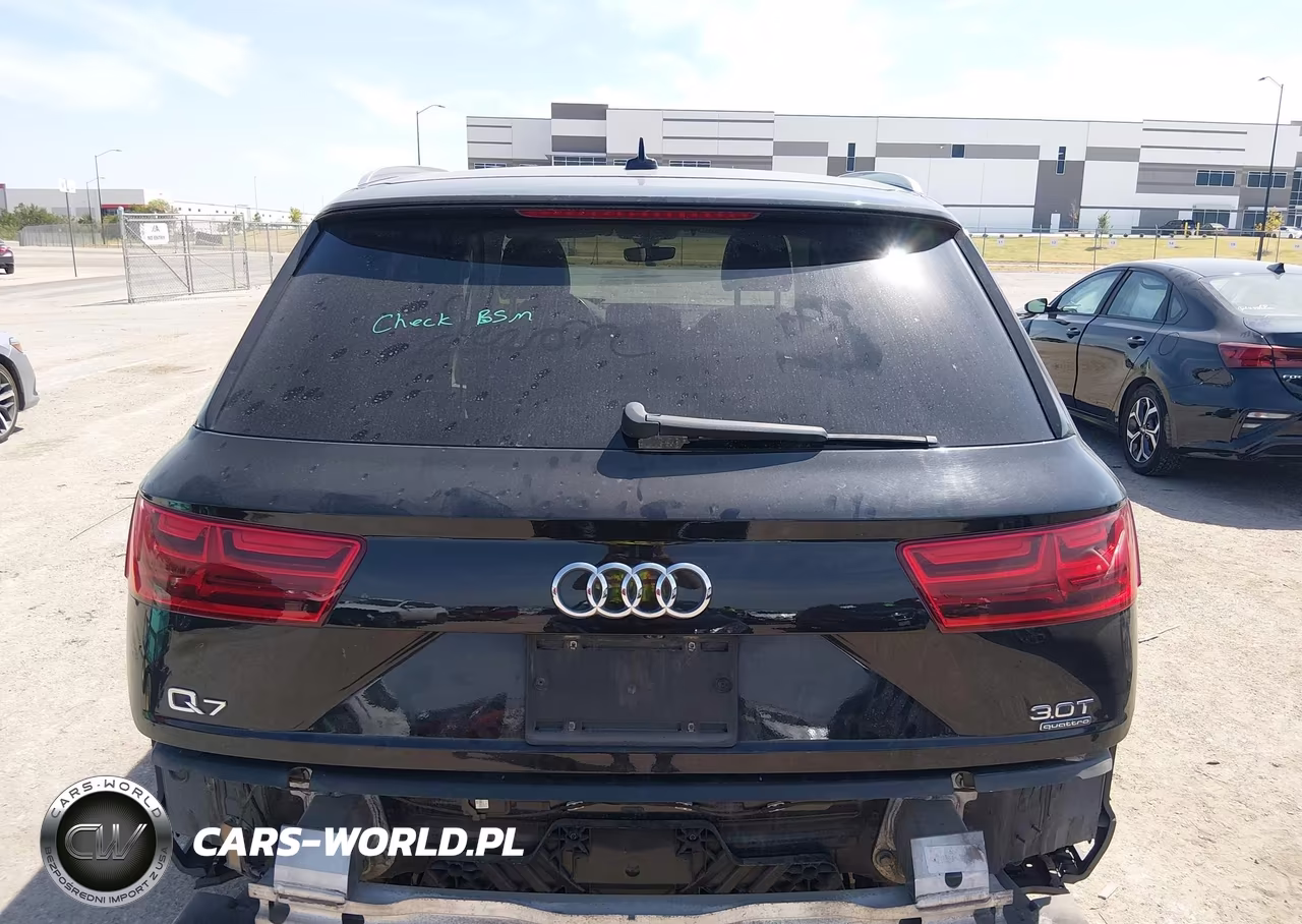 2017 Audi Q7 3.0T Premium VIN:WA1LAAF78HD015493 - 16