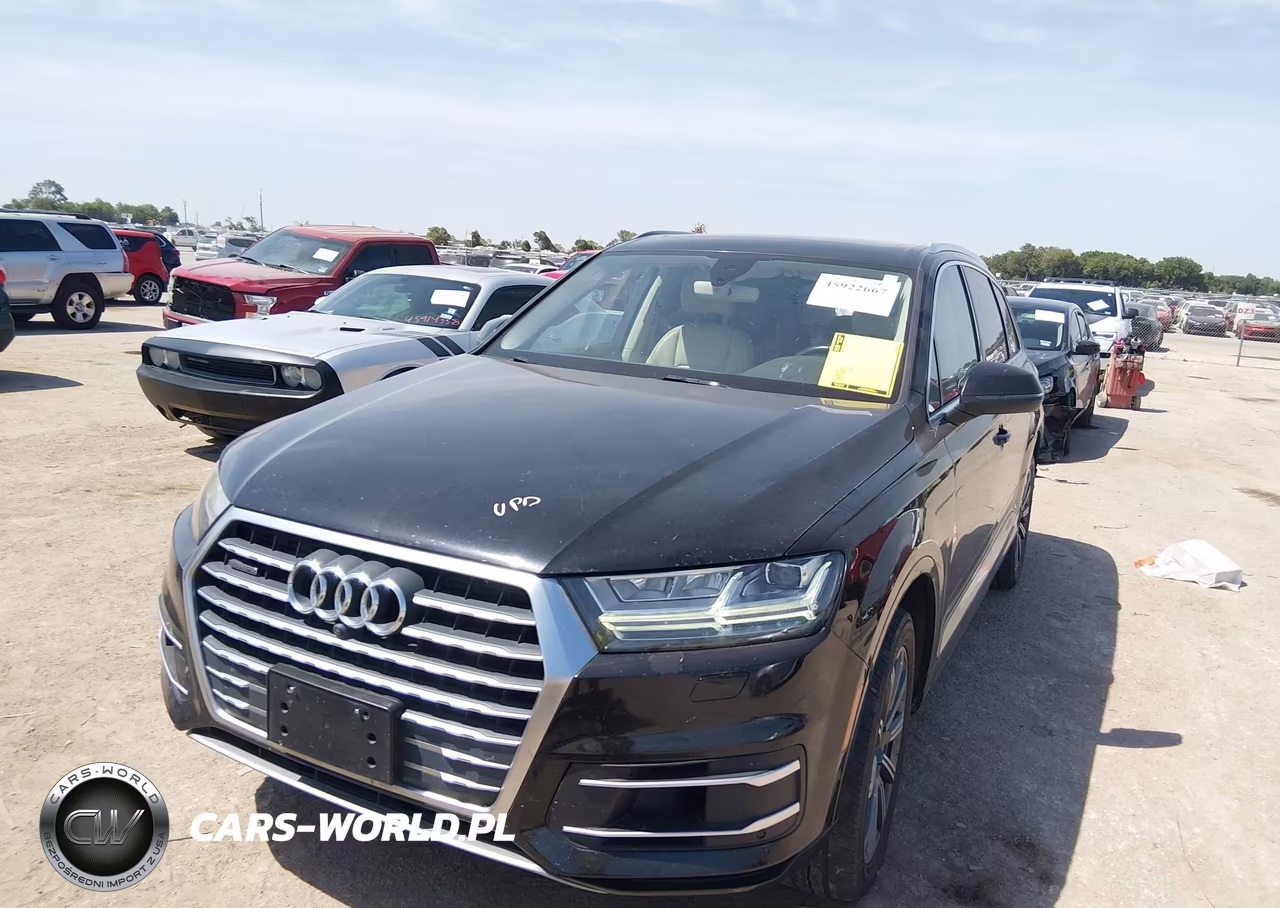 2017 Audi Q7 3.0T Premium VIN:WA1LAAF78HD015493 - 2