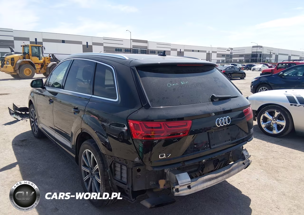 2017 Audi Q7 3.0T Premium VIN:WA1LAAF78HD015493 - 3