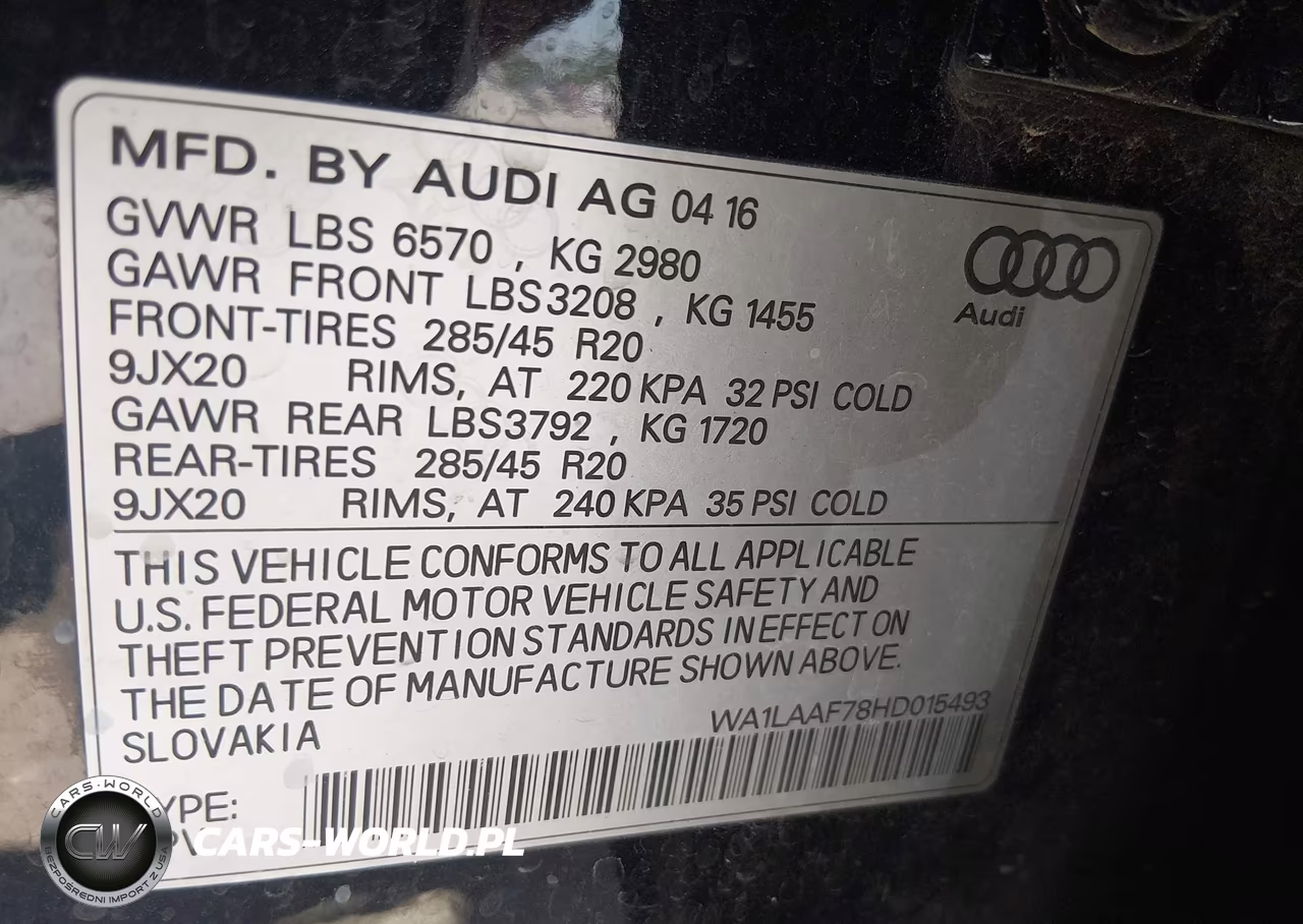2017 Audi Q7 3.0T Premium VIN:WA1LAAF78HD015493 - 9