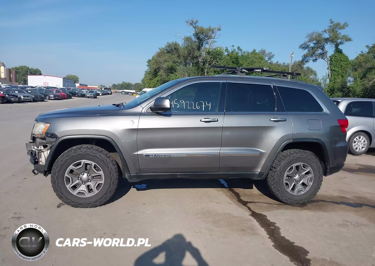 2012 Jeep Grand Cherokee Laredo VIN:1C4RJFAG7CC209337 - 15