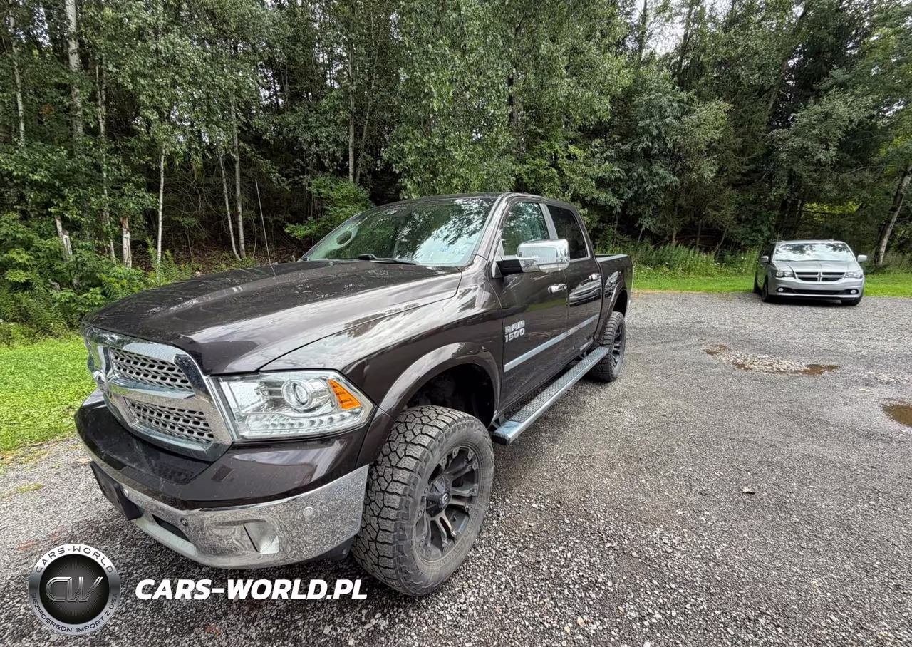 2016 Ram 1500 Laramie VIN:1C6RR7NG3GS338560 - 2