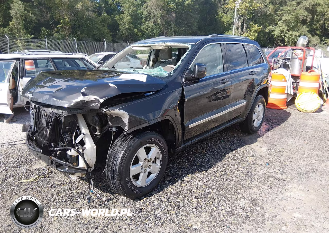 2011 Jeep Grand Cherokee Laredo VIN:1J4RR4GG0BC581373 - 2