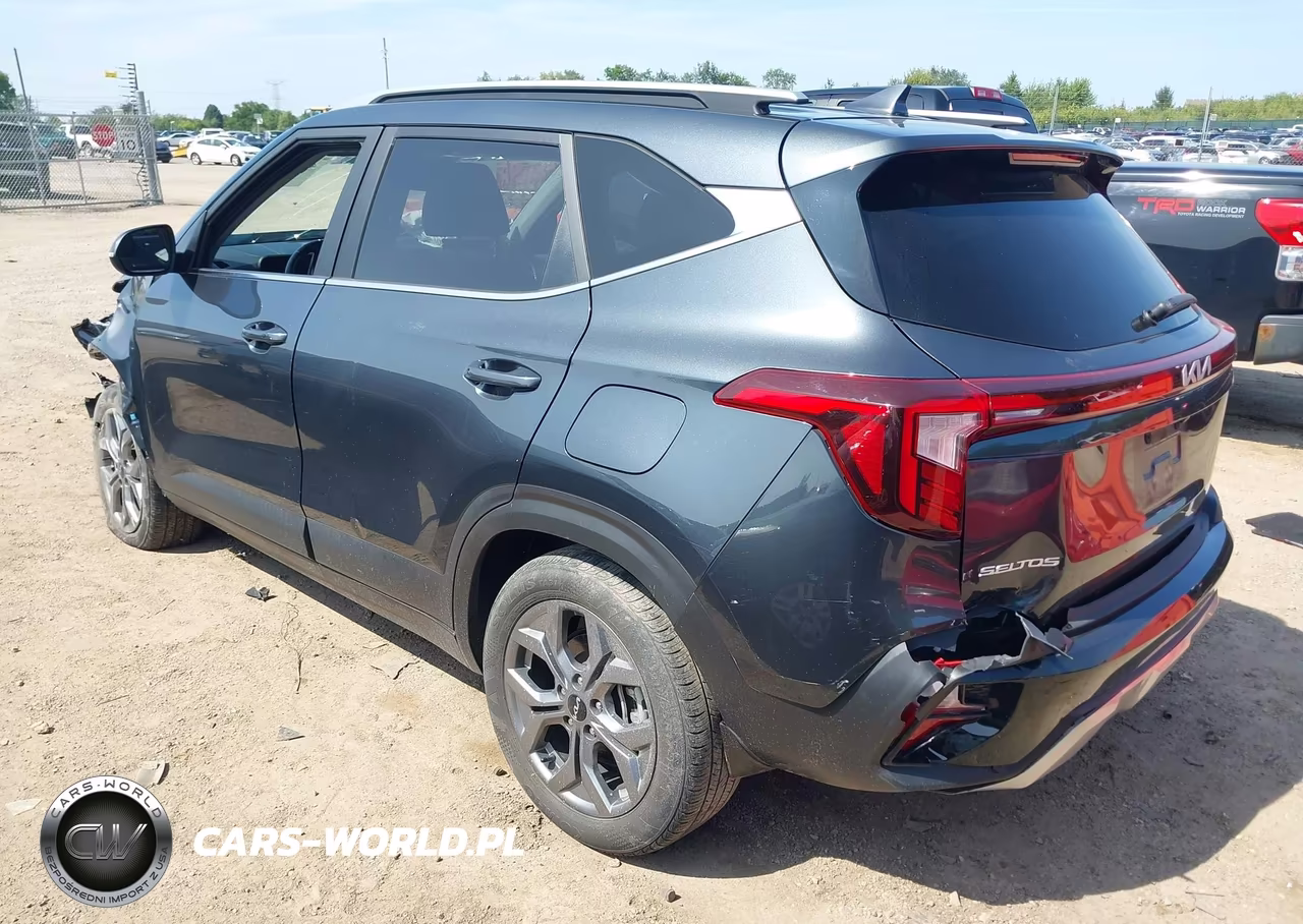 2024 Kia Seltos S VIN:KNDEUCAA8R7499394 - 3