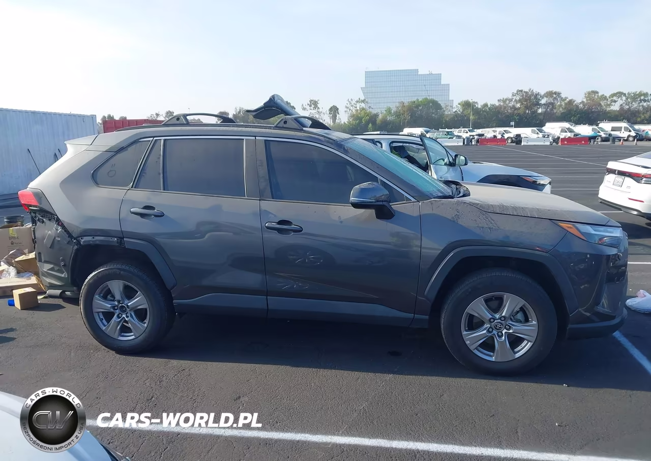2023 Toyota Rav4 Xle VIN:2T3P1RFV3PW344916 - 14