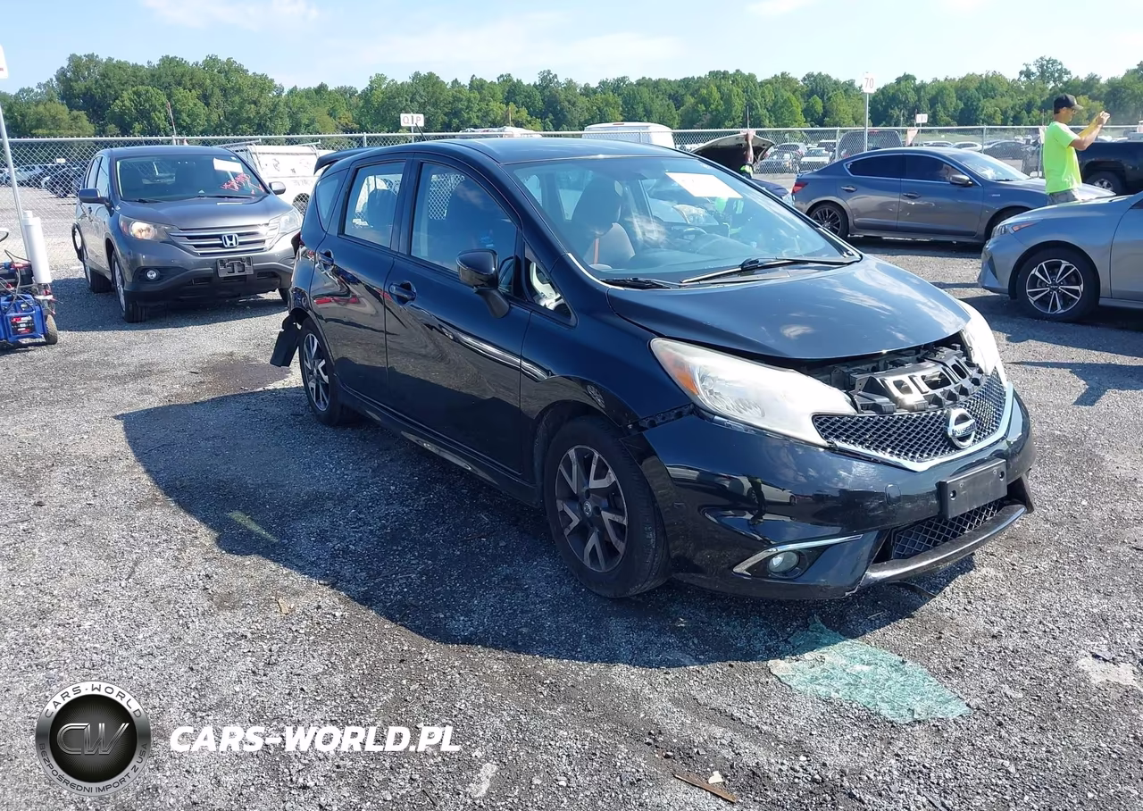 2015 Nissan Versa Note Sr – zdjęcie 1 z 15