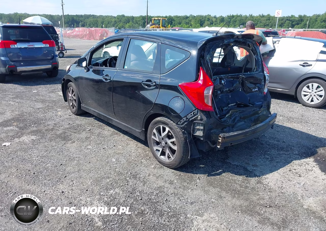 2015 Nissan Versa Note Sr VIN:3N1CE2CP2FL388835 - 3