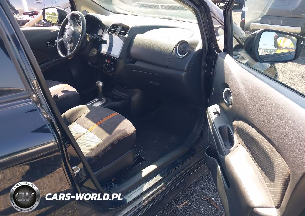 2015 Nissan Versa Note Sr VIN:3N1CE2CP2FL388835 - 5